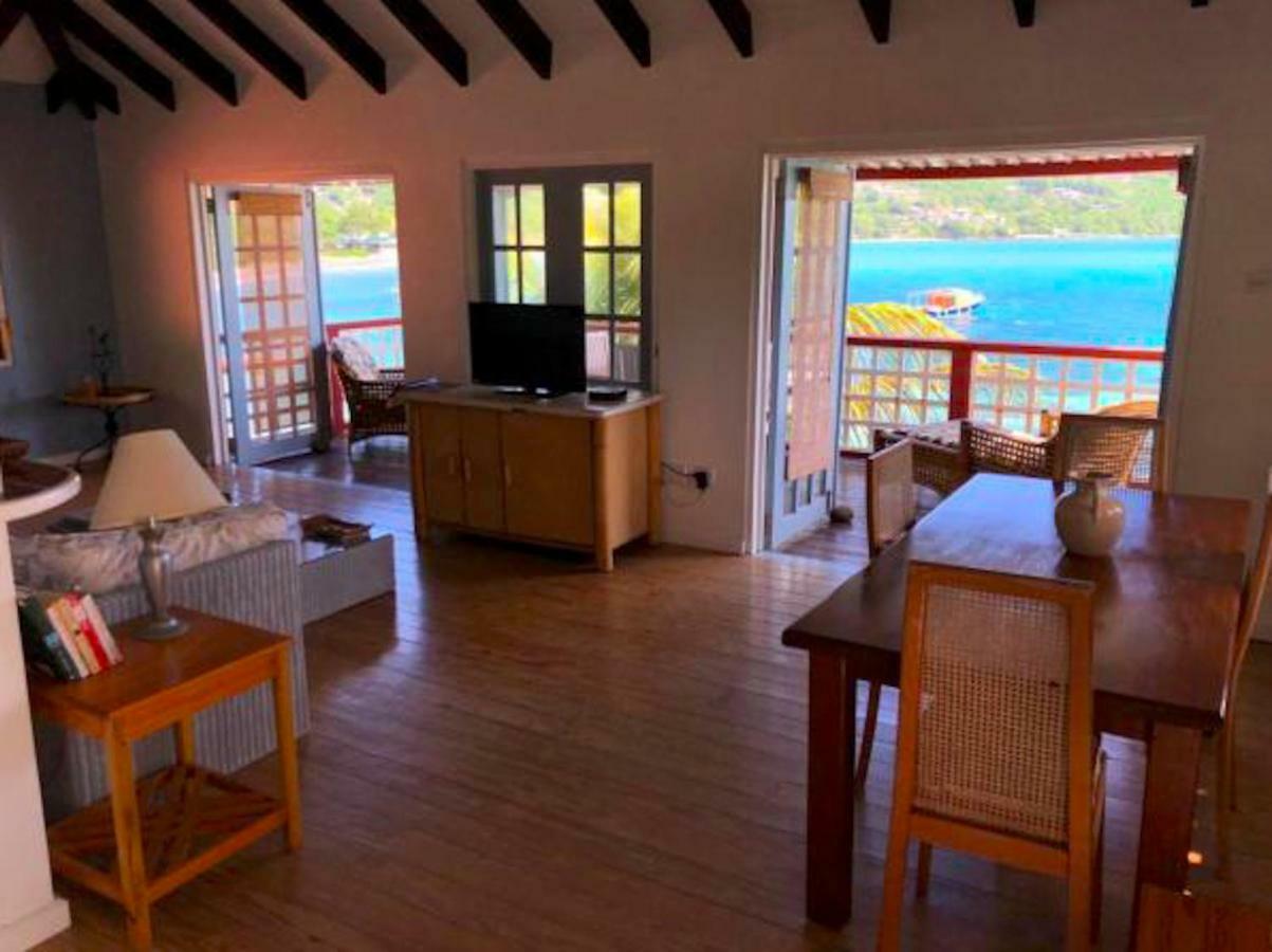 Bequia Beachfront Villa Hotel Friendship エクステリア 写真