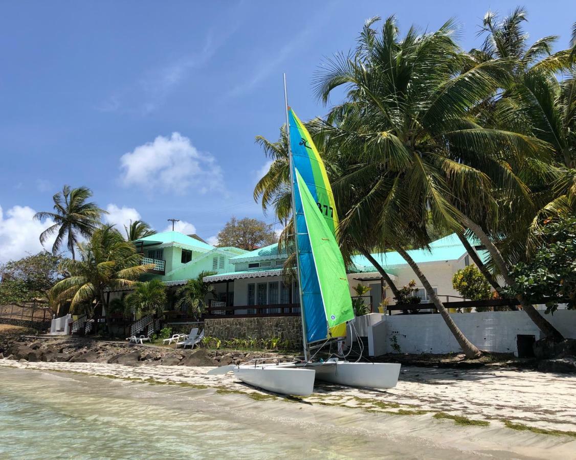 Bequia Beachfront Villa Hotel Friendship エクステリア 写真