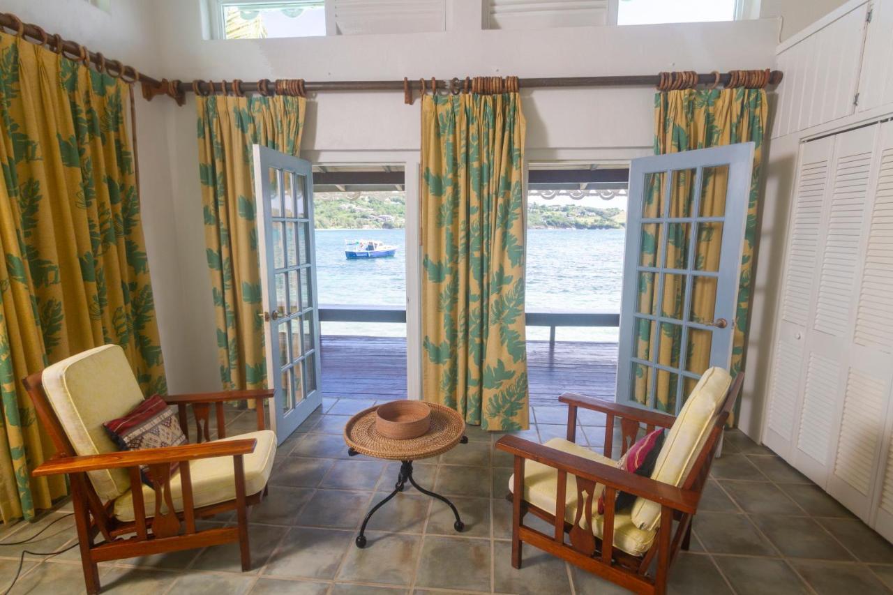 Bequia Beachfront Villa Hotel Friendship エクステリア 写真